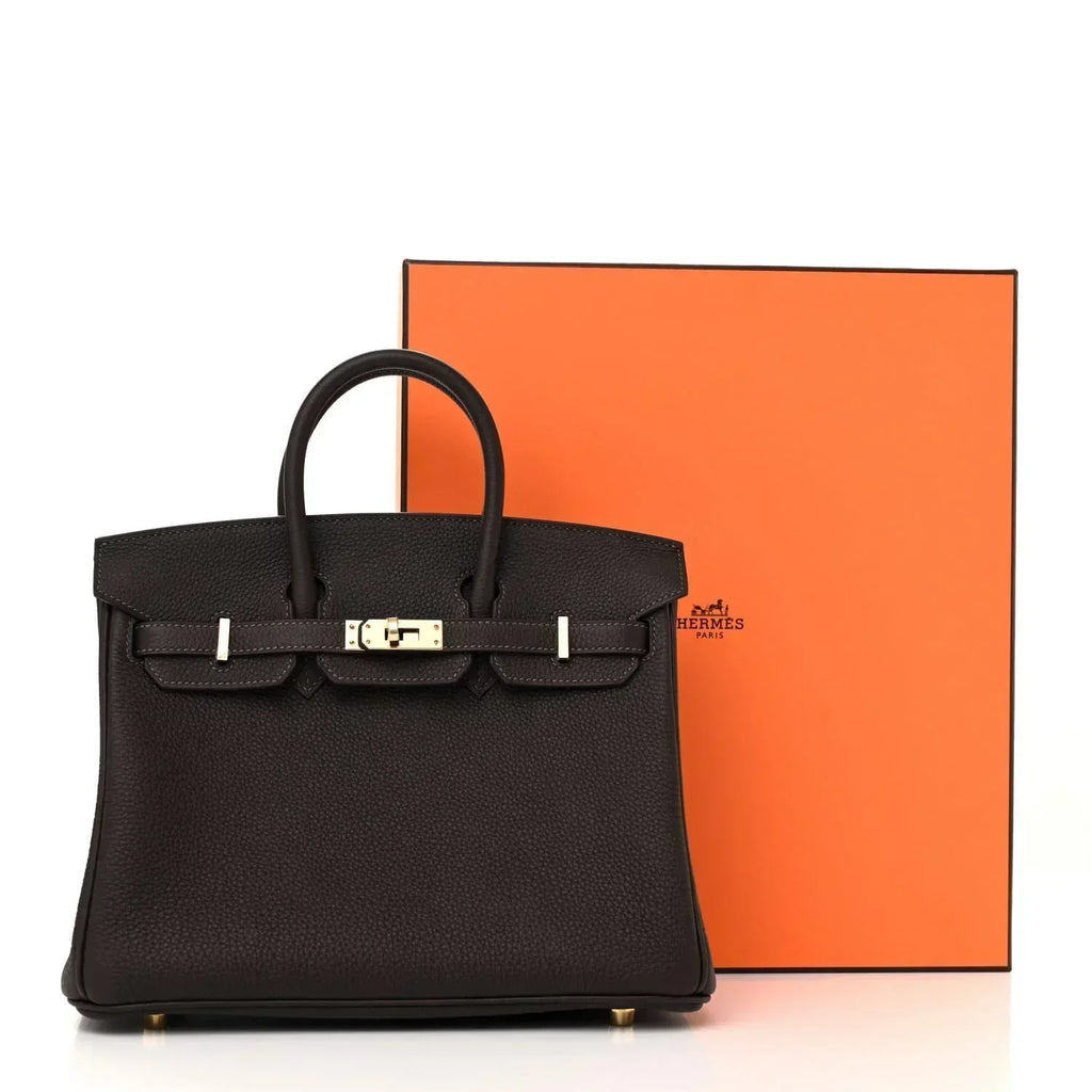 Birkin 25 Togo handbag is made of extremely soft calfskin