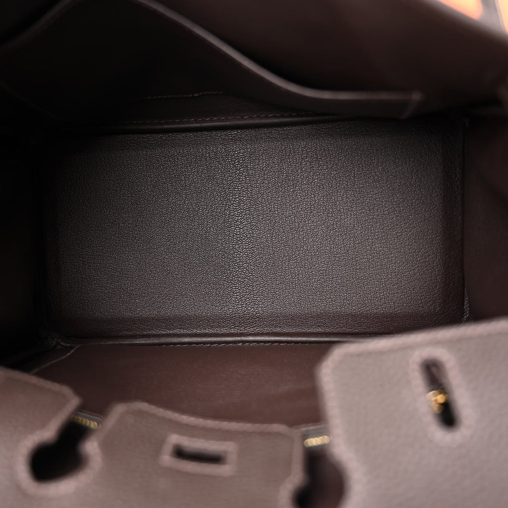 Birkin 25 Togo handbag is made of extremely soft calfskin