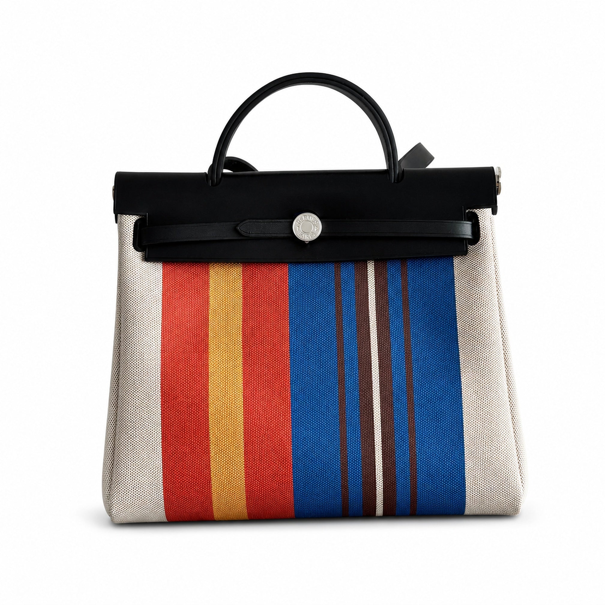 Hermers' popular herbag 31cm is designed to be inspired by saddle bags. The body of the bag is made of canvas, and the inseam, shoulder straps and handle are made of leather. The appearance is very si