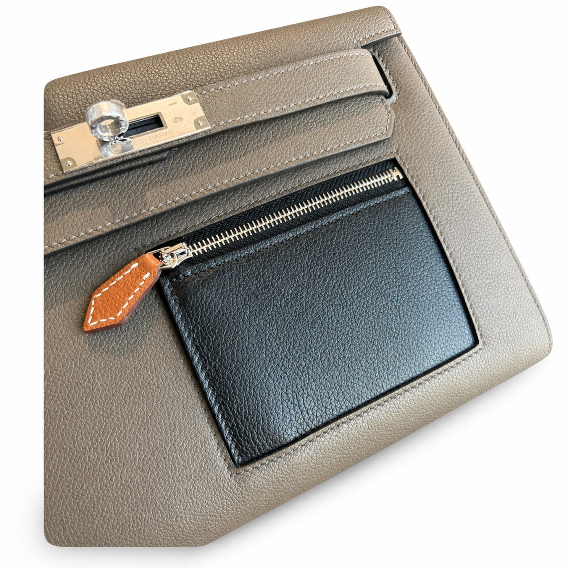 Kelly Depeches 25 clutch, Evercolor leather (with additional shoulder strap), can be worn cross-body, can be carried by hand or on the wrist, daily needs, seamless switch between business/leisure - ce