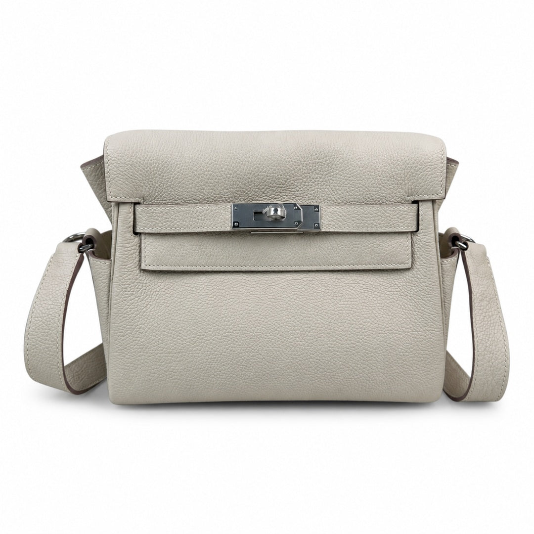 🆕 Available in stock: kelly messenger messenger bag for men and women, milkshake silver buckle, imported leather, all-steel hand-waxed thread, the highest cost-effectiveness on the Internet. The class