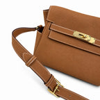 🆕 In stock Kelly Messenger messenger bag for men and women, native gold buckle, imported leather, all-steel hand-waxed thread, the best value for money on the entire network. The classic combination o
