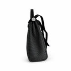 Hermers' popular herbag 31cm is designed to be inspired by saddle bags. The body of the bag is made of canvas, and the inseam, shoulder straps and handle are made of leather. The appearance is very si