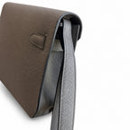 Kelly Depeches 25 clutch, Togo leather (with additional shoulder strap), can be worn cross-body, can be carried by hand or on the wrist, daily needs, seamless switch between business/leisure - central