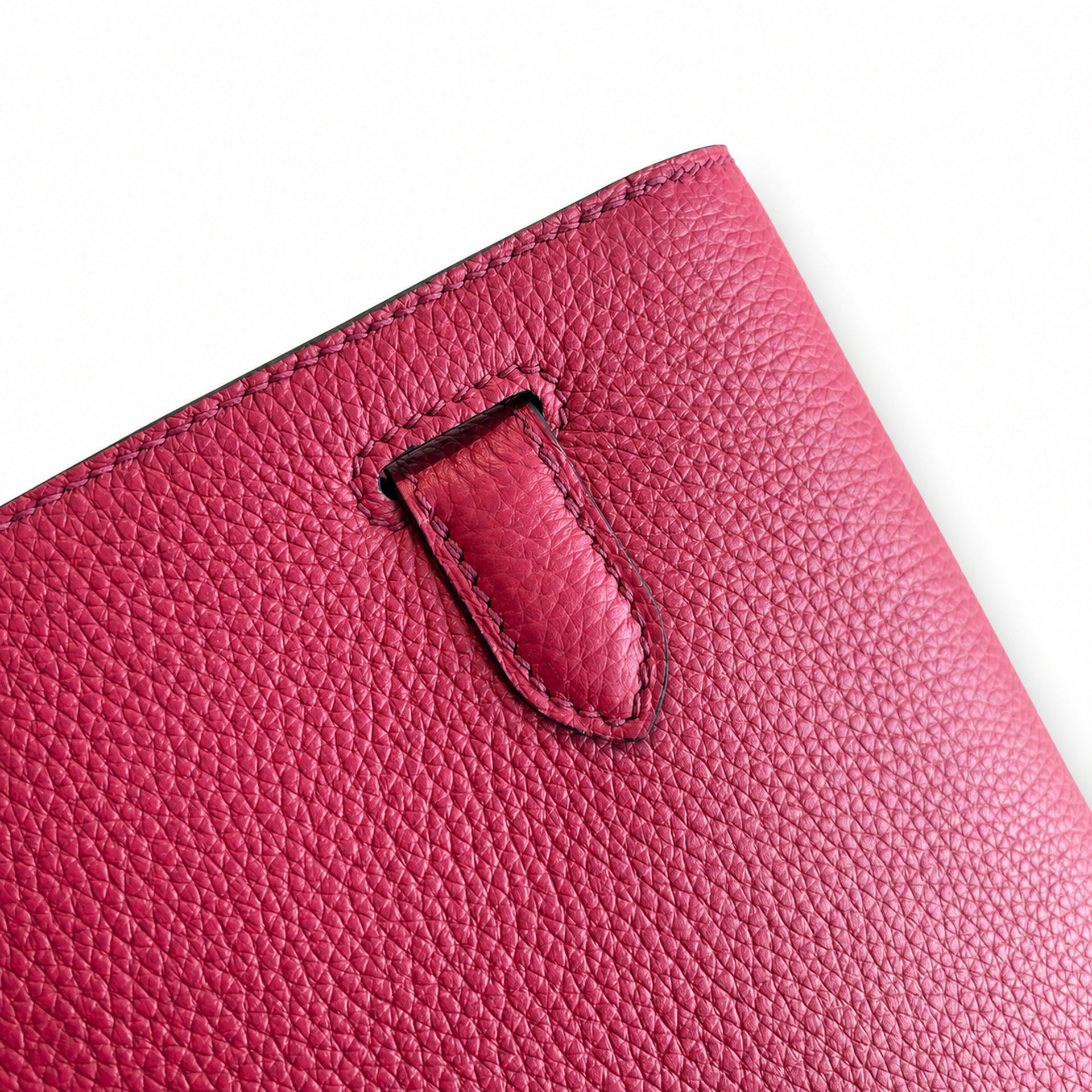Kelly Depeches 25 clutch, Togo leather (with additional shoulder strap), can be worn cross-body, can be carried by hand or on the wrist, daily needs, seamless switch between business/leisure - central