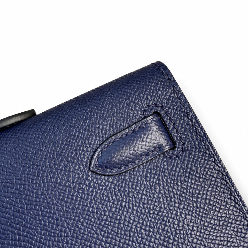 Kelly cut clutch, evening bag, epsom leather, waxed thread hand-stitching, sapphire blue, silver buckle