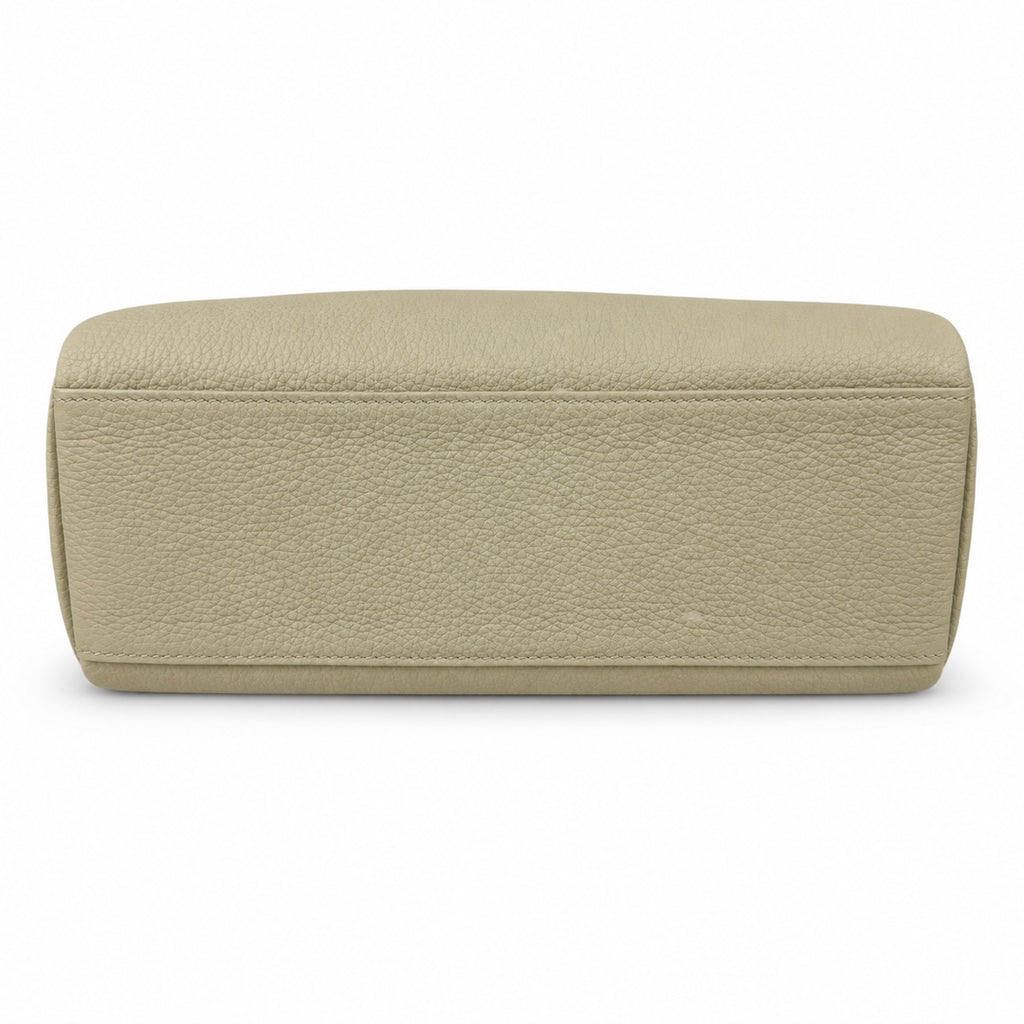 🆕 In stock kelly messenger messenger bag for men and women, gray gold buckle for windbreaker, imported leather, all-steel hand-waxed thread, the highest cost-effectiveness on the Internet. The classic
