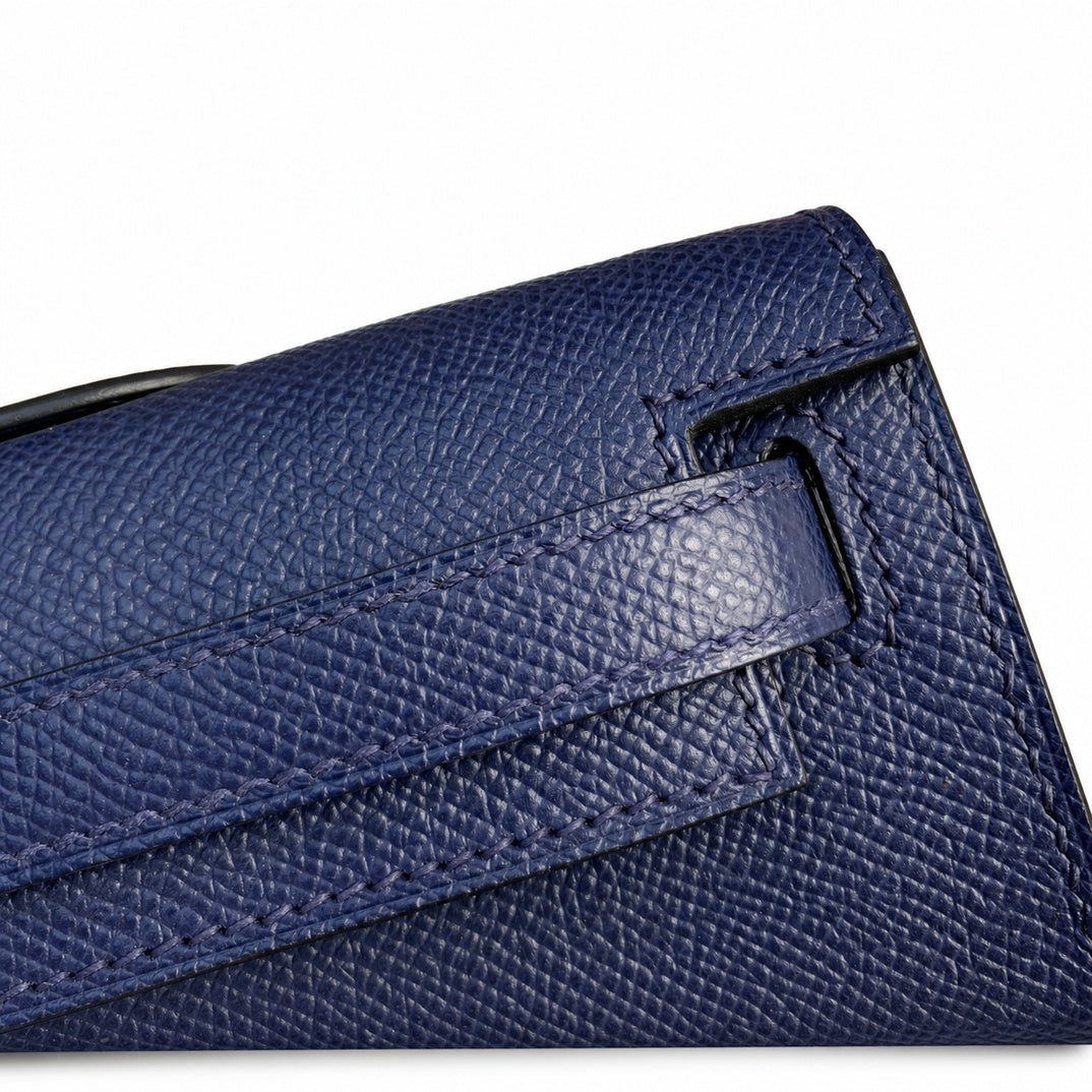 Kelly cut clutch, evening bag, epsom leather, waxed thread hand-stitching, sapphire blue, silver buckle