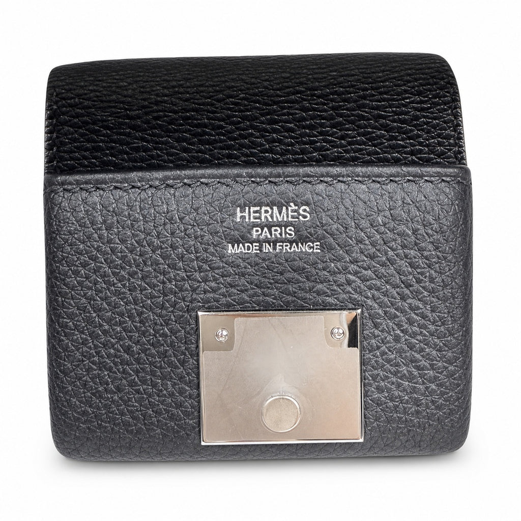 🆕 In stock Kelly Messenger messenger bag for men and women, black silver buckle, imported leather, all-steel hand-waxed thread, the highest cost-effectiveness on the Internet. The classic combination