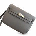 Kelly Depeches 25 clutch, Epsom leather (with additional shoulder strap), can be worn cross-body, can be carried by hand or on the wrist, daily needs, seamless switch between business/leisure - centra