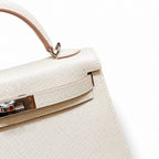 Style: mini kelly Color: ck10/craie Size: 19*12*5.5cm Leather: epsom From France Hardware: silver Mini Kelly second generation, milkshake white, French imported cowhide, silver buckle, high-end handma