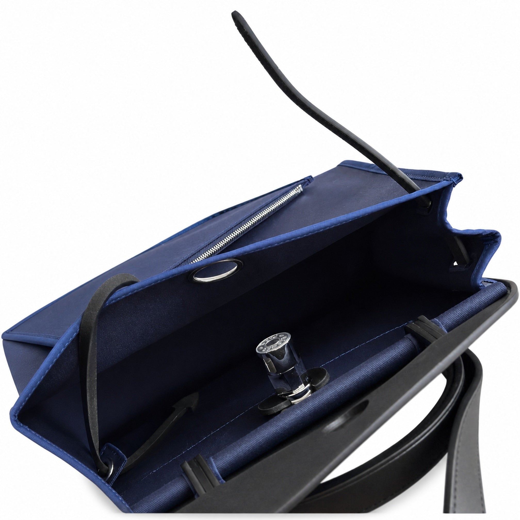 Hermers' popular herbag 31cm is designed to be inspired by saddle bags. The body of the bag is made of canvas, and the outer seams, shoulder straps and handbags are made of leather. The appearance is