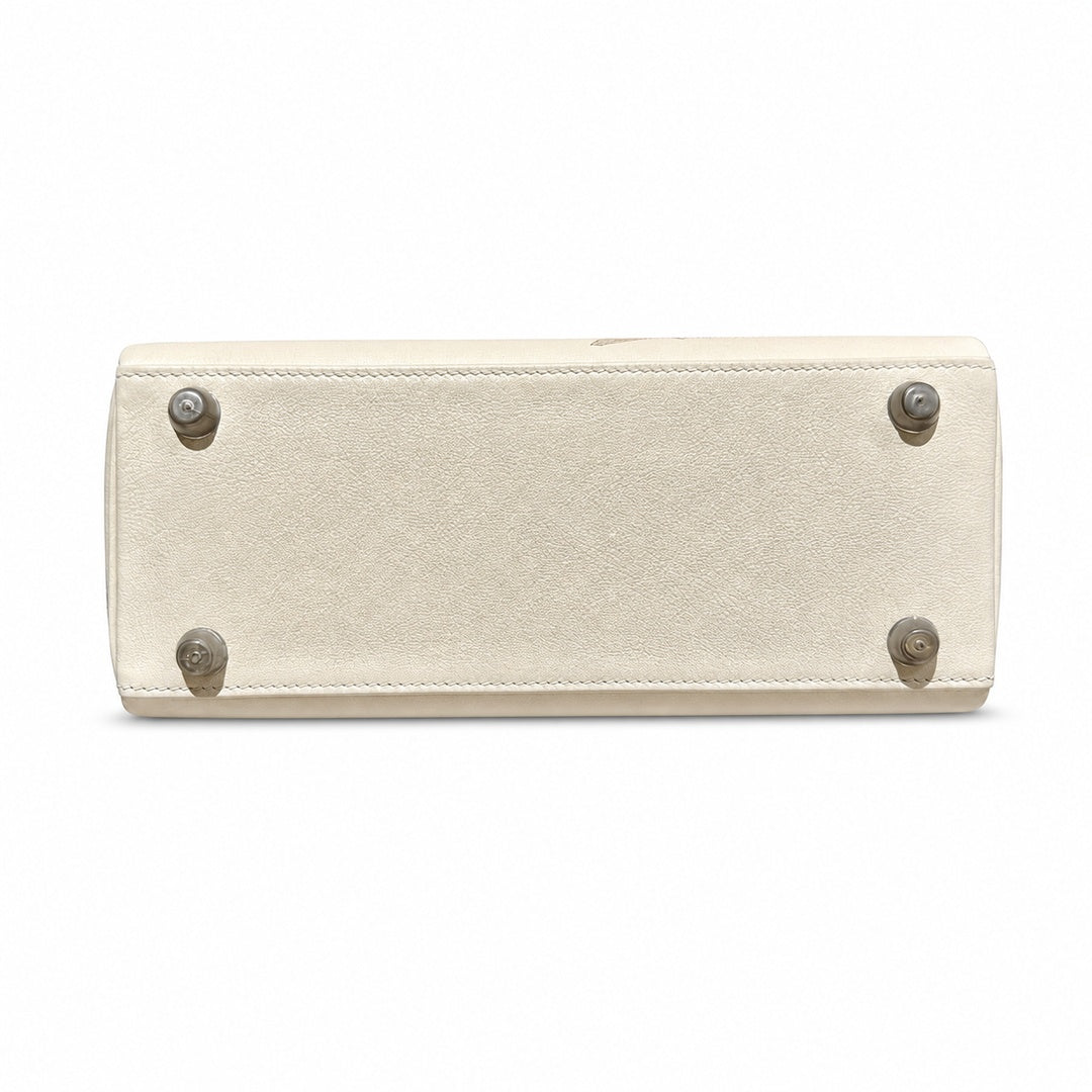kelly in and out25cm, i2/Nata, Epsom, sliver, all handmade‼ ️Kelly Graffiti 25cm, cream white, palm print, silver buckle, high-end handmade exclusive customization‼ ️Purely hand-made nails, hand-engra