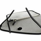 Hermers' popular herbag 31cm is designed to be inspired by saddle bags. The body of the bag is made of canvas, and the inseam, shoulder straps and handle are made of leather. The appearance is very si