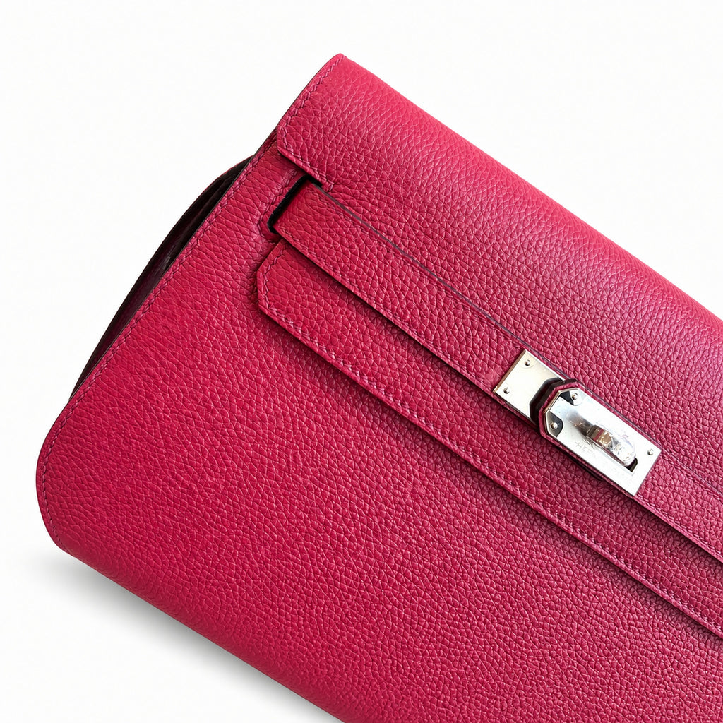Kelly Depeches 25 clutch, Togo leather (with additional shoulder strap), can be worn cross-body, can be carried by hand or on the wrist, daily needs, seamless switch between business/leisure - central