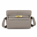 🆕 In stock Kelly Messenger messenger bag for men and women, light gray gold buckle, imported leather, all-steel hand-waxed thread, the highest cost-effectiveness on the Internet. The classic combinati