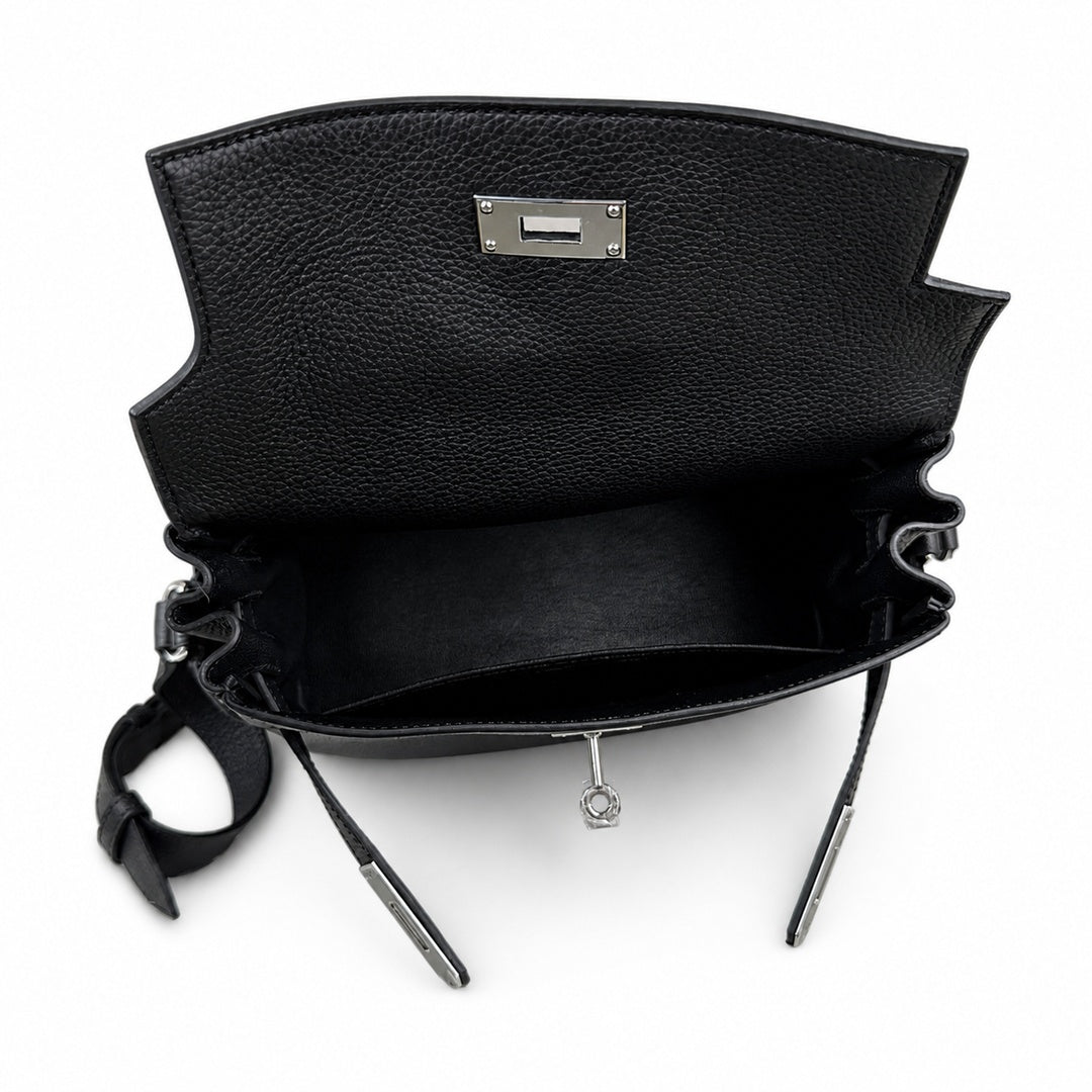 🆕 In stock Kelly Messenger messenger bag for men and women, black silver buckle, imported leather, all-steel hand-waxed thread, the highest cost-effectiveness on the Internet. The classic combination
