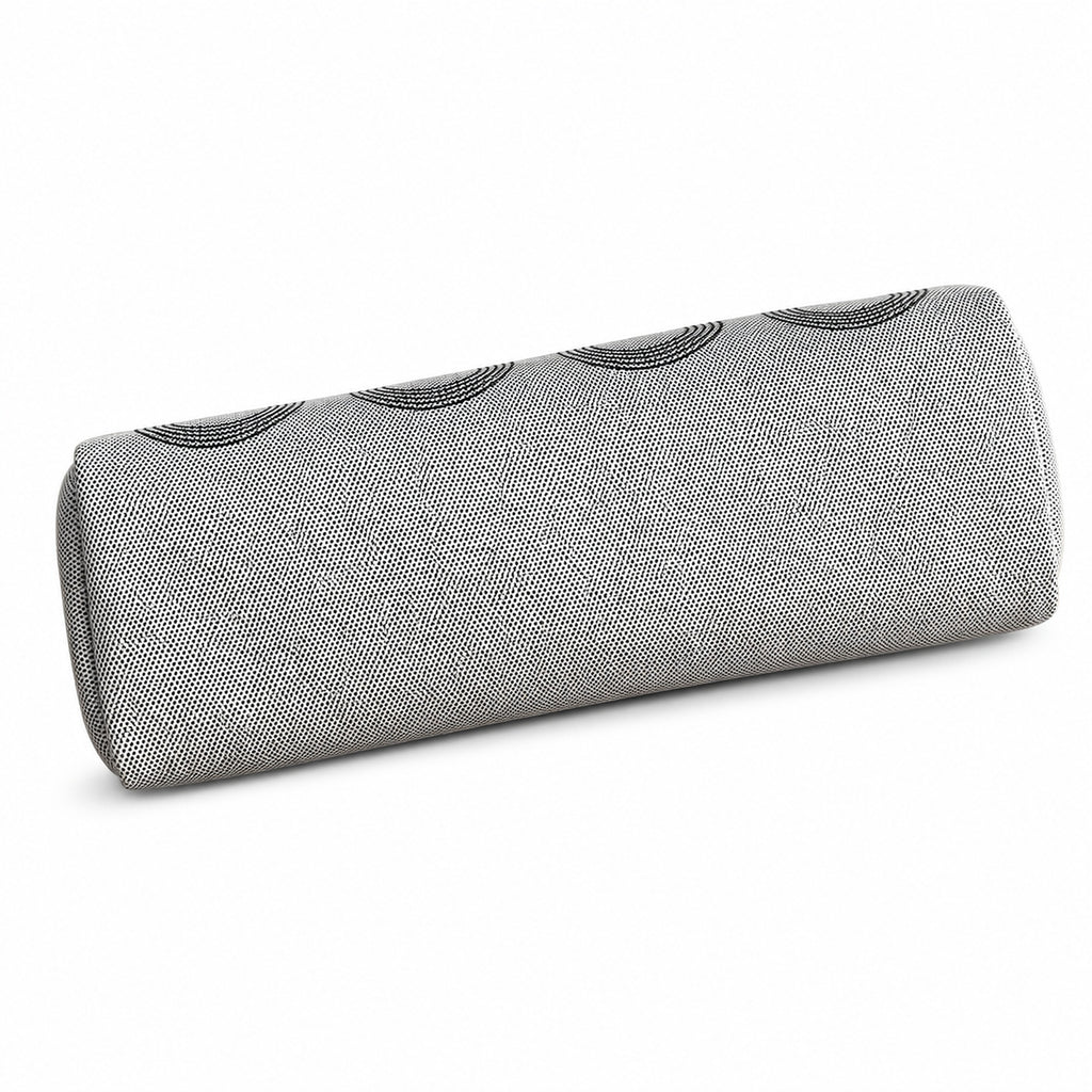 Hermers' popular herbag 31cm is designed to be inspired by saddle bags. The body of the bag is made of canvas, and the inseam, shoulder straps and handle are made of leather. The appearance is very si