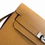 Kelly Depeches 25 clutch, Epsom leather (with additional shoulder strap), can be worn cross-body, can be carried by hand or on the wrist, daily needs, seamless switch between business/leisure - centra