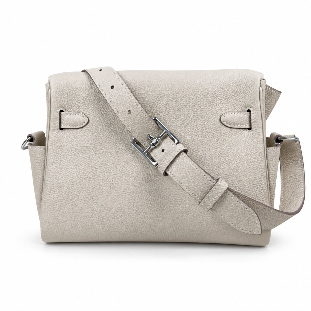 🆕 Available in stock: kelly messenger messenger bag for men and women, milkshake silver buckle, imported leather, all-steel hand-waxed thread, the highest cost-effectiveness on the Internet. The class