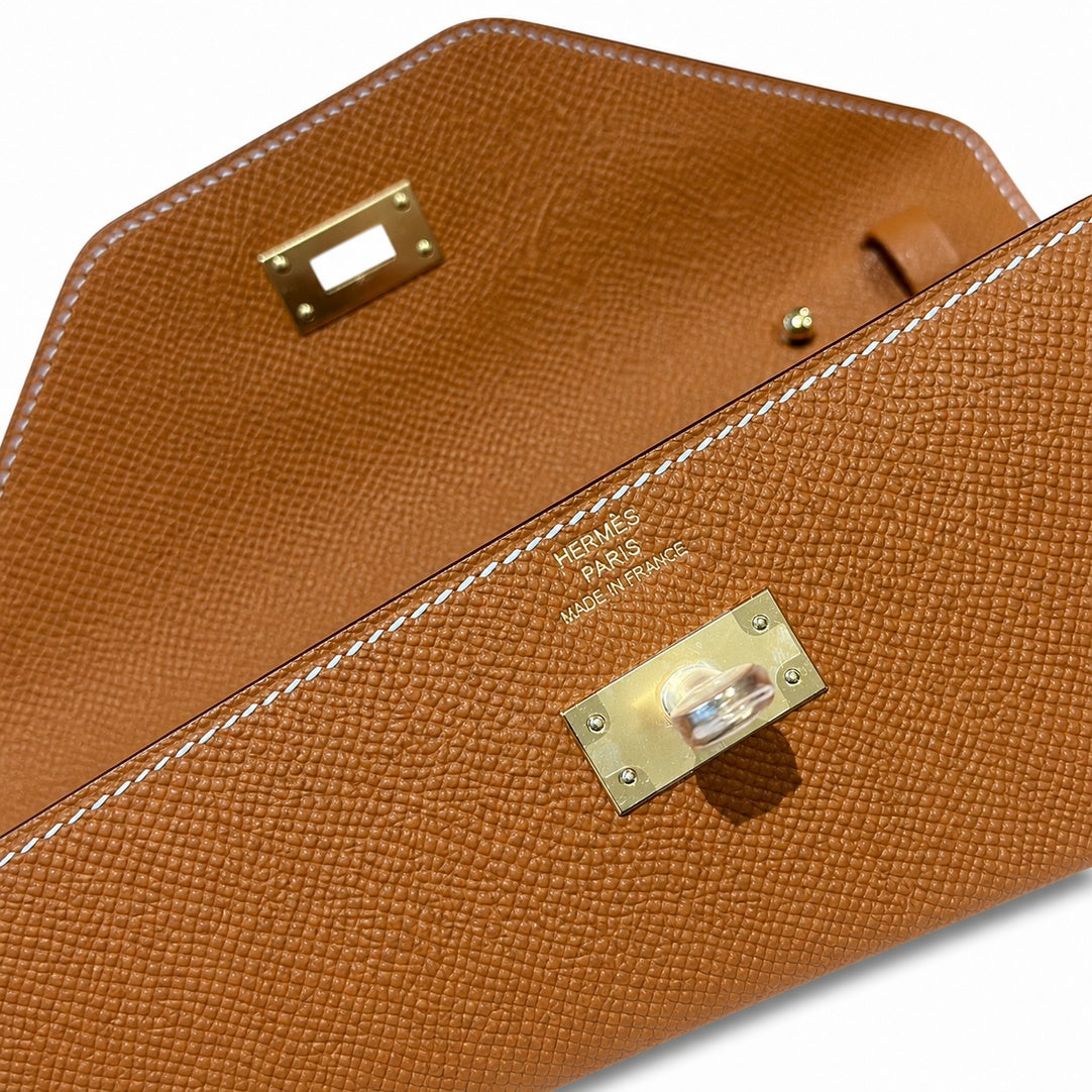 Style: Kelly to go Color: ck37/gold Size: 19*11.5*1.5cm Leather: epsom From France Hardware: gold Kelly crossbody bag, golden brown, cowhide, gold buckle, high-end handmade exclusive customization‼ ️P