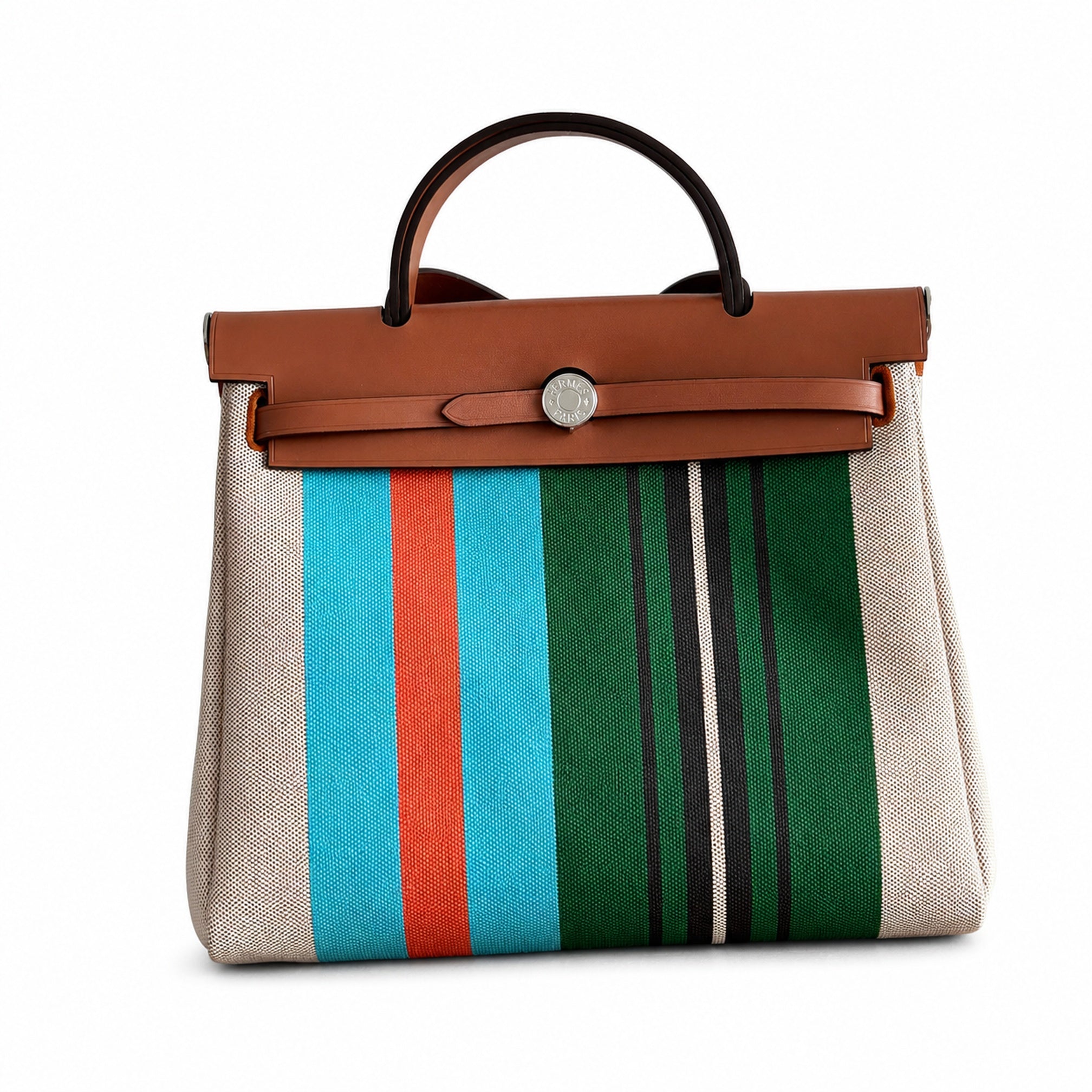 Hermers' popular herbag 31cm is designed to be inspired by saddle bags. The body of the bag is made of canvas, and the inseam, shoulder straps and handle are made of leather. The appearance is very si
