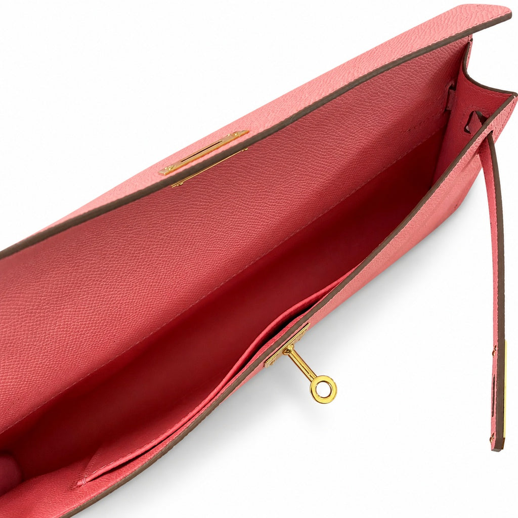 Kelly cut 31 clutch epsom milkshake powder gold buckle in stock