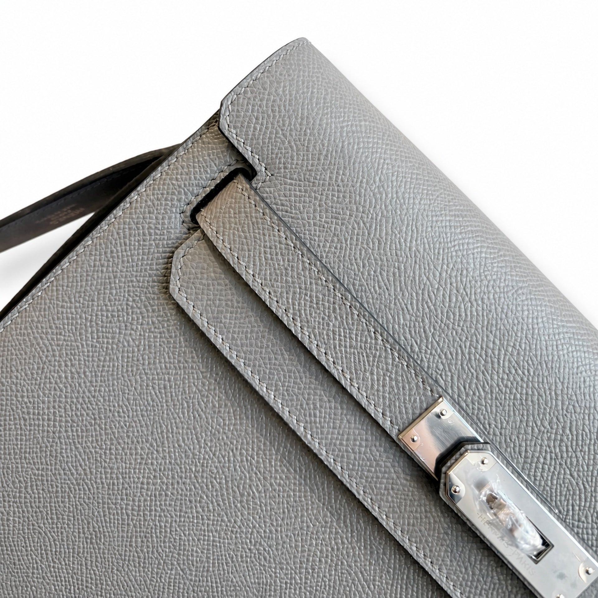 Kelly Depeches 25 clutch, Epsom leather (with additional shoulder strap), can be worn cross-body, can be carried by hand or on the wrist, daily needs, seamless switch between business/leisure - centra