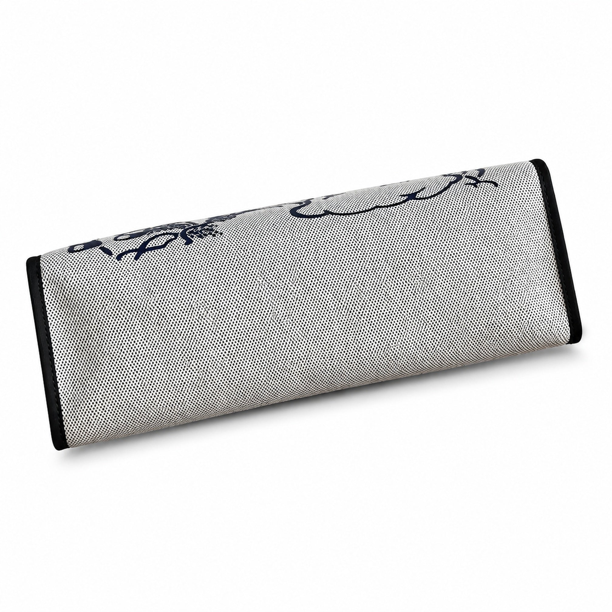 Hermers' popular herbag 31cm is designed to be inspired by saddle bags. The body of the bag is made of canvas, and the outer seams, shoulder straps and handbags are made of leather. The appearance is
