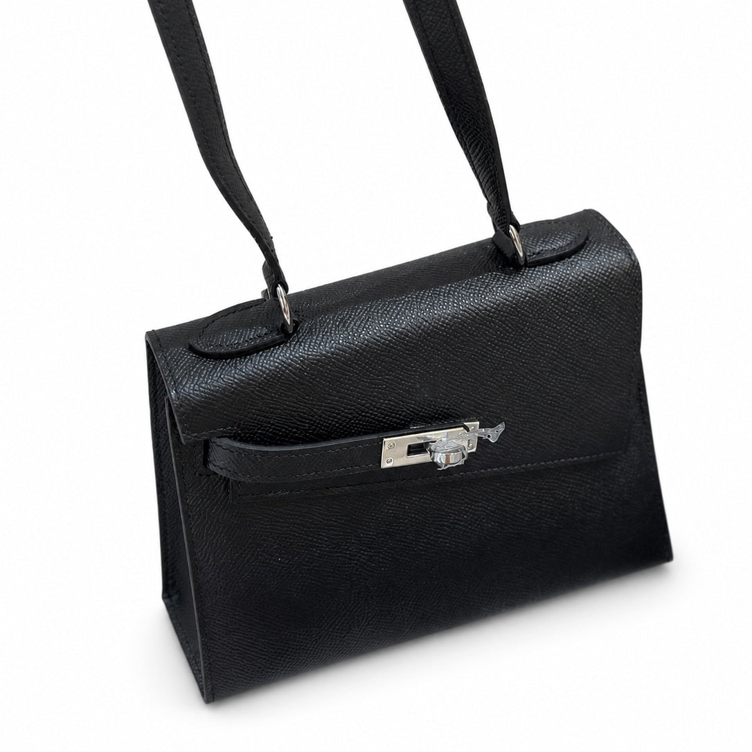 Latest new style 🆕 kelly latest style FW 2022 double-sided kelly epsom leather double-sided irregular design bold change new look more handsome and stylish black silver buckle