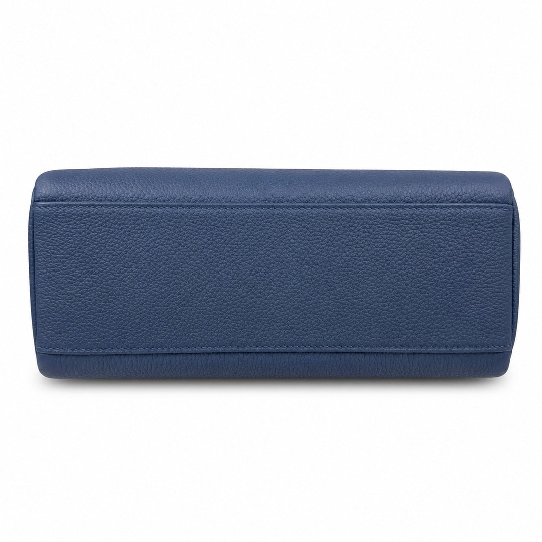 🆕 In stock Kelly Messenger messenger bag for men and women, sapphire blue silver buckle, imported leather, all-steel hand-waxed thread, the best value for money on the Internet. The classic combinatio