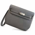 Kelly Depeches 25 clutch, Togo leather (with additional shoulder strap), can be worn cross-body, can be carried by hand or on the wrist, daily needs, seamless switch between business/leisure - central