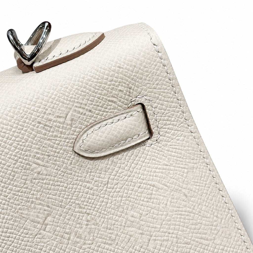 kelly25cm, i2/Nata, Epsom, sliver, all handmade‼ ️Kelly 25cm, cream white, palm print, silver buckle, high-end handmade exclusive customization‼ ️Purely hand-made nails, hand-engraved hardware, fine s