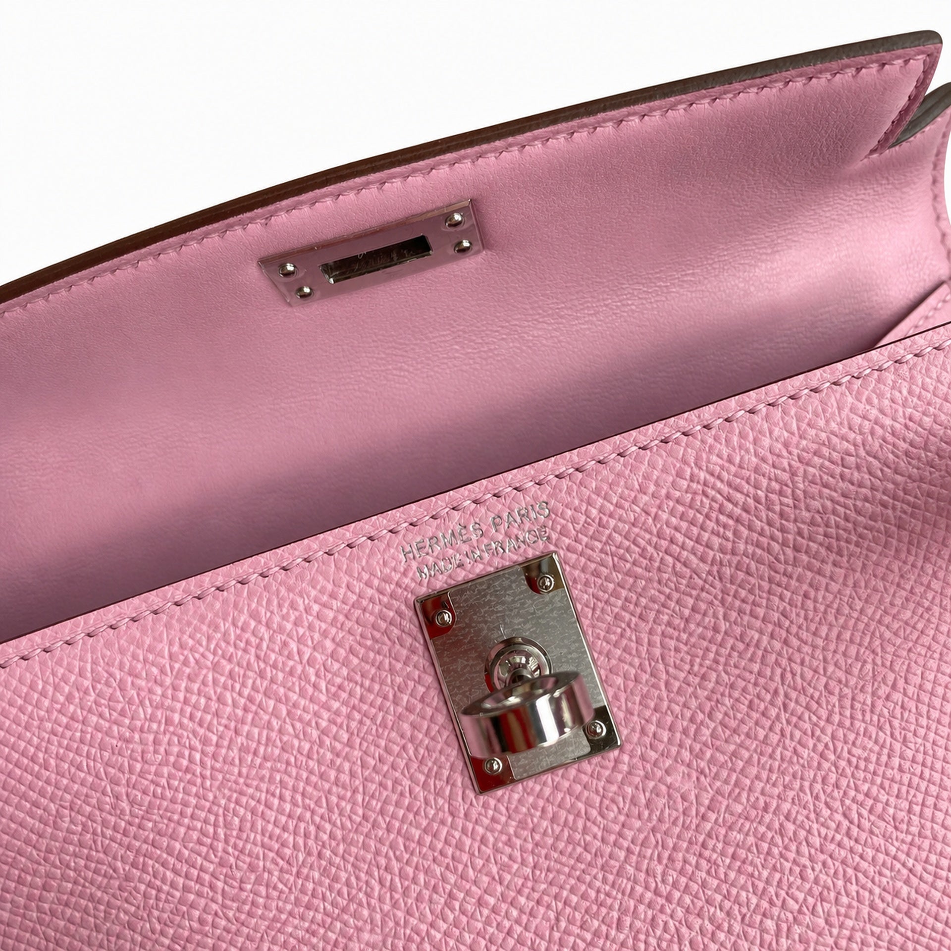 Second generation Mini Kelly 19cm Epsom leather, mallow purple, silver buckle