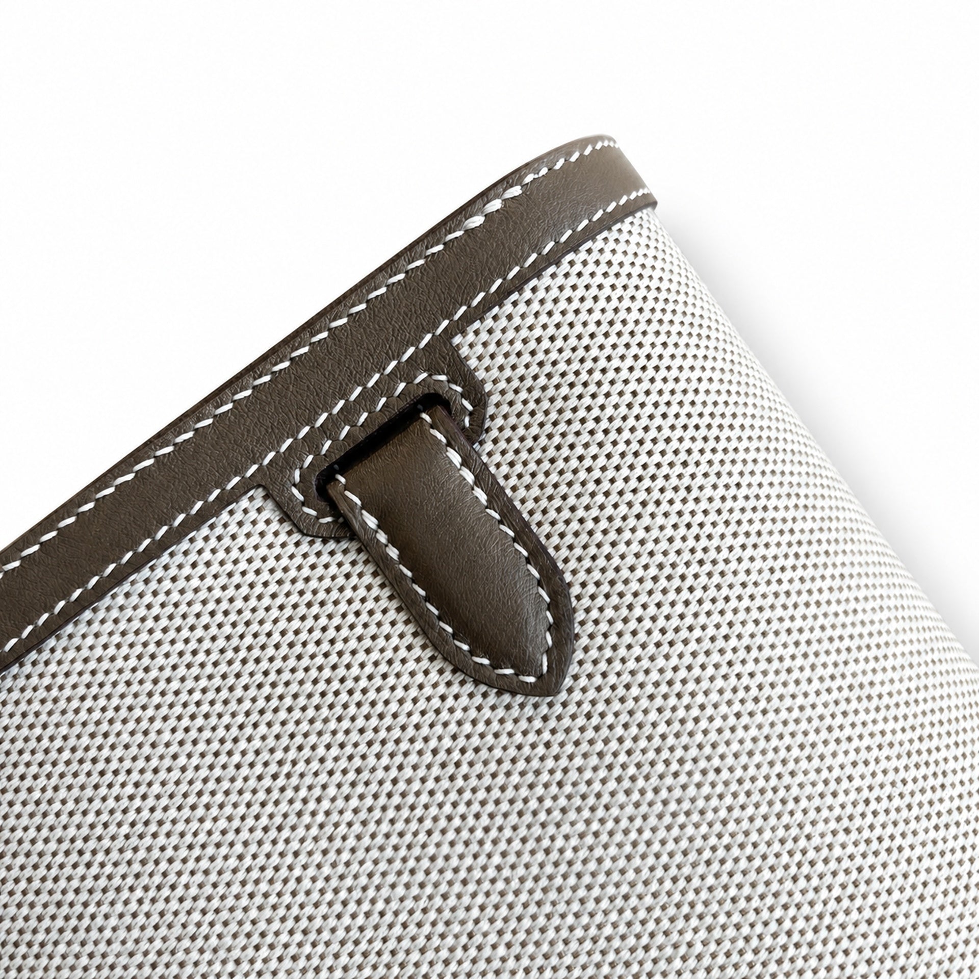 Kelly Depeches 25 clutch, canvas and swift leather (with additional shoulder strap), can be carried cross-body, can be carried by hand or on the wrist, daily needs, seamless switching between business