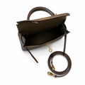 Style：mini Kelly Colour：ck18/etoupe Size：19*12*5.5cm Leather：epsom From France Hardware：gold Blurbs：Our Products are handcrafted.All Hardware are 18k gold which is nailed by hand and logo is hand carv