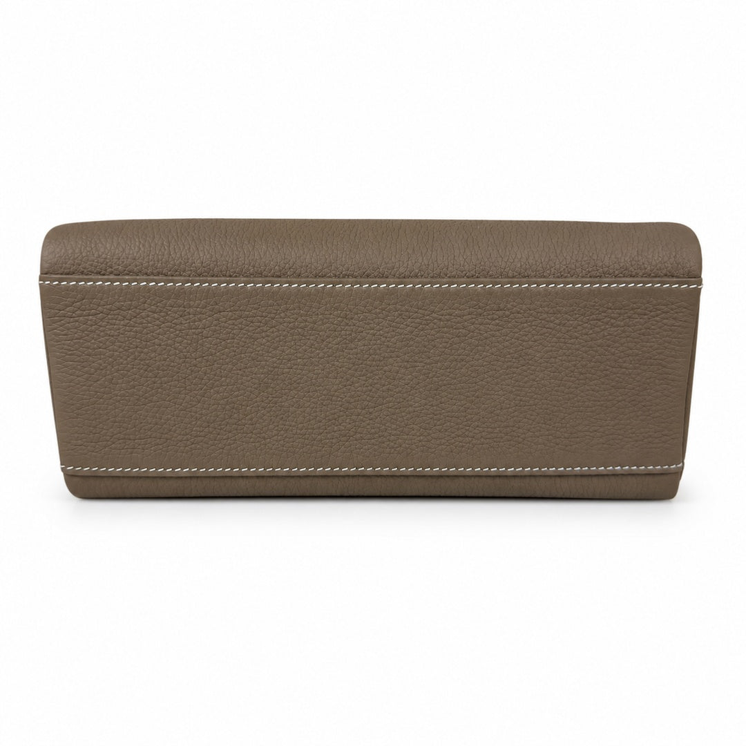 🆕 In stock Kelly Messenger messenger bag for men and women, elephant gray gold buckle, imported leather, all-steel hand-waxed thread, the highest cost-effectiveness on the Internet. The classic combin