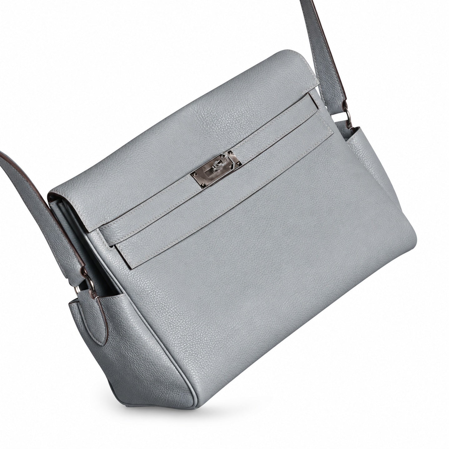 Kelly Messenger messenger bag large size, linen blue Togo leather, 🉑Pre-order Togo calfskin messenger bag. - Flap with swivel hardware - Large internal zip pocket - Internal front pocket - 2 external