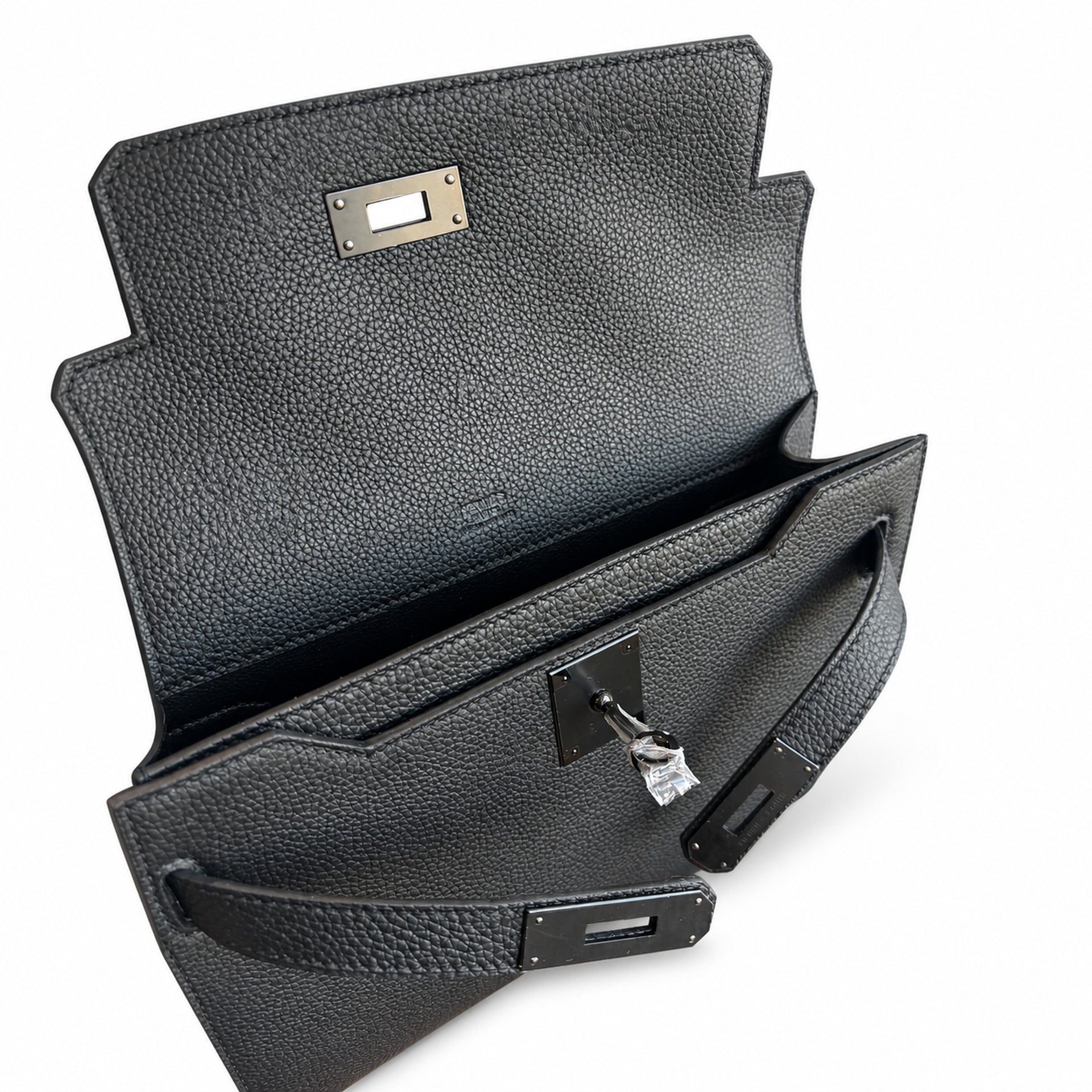 Kelly Depeches 25 clutch, Togo leather (with additional shoulder strap), can be worn cross-body, can be carried by hand or on the wrist, daily needs, seamless switch between business/leisure - central