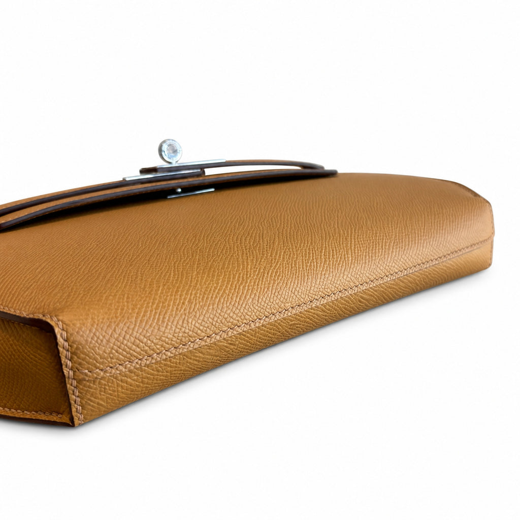Kelly Depeches 25 clutch, Epsom leather (with additional shoulder strap), can be worn cross-body, can be carried by hand or on the wrist, daily needs, seamless switch between business/leisure - centra