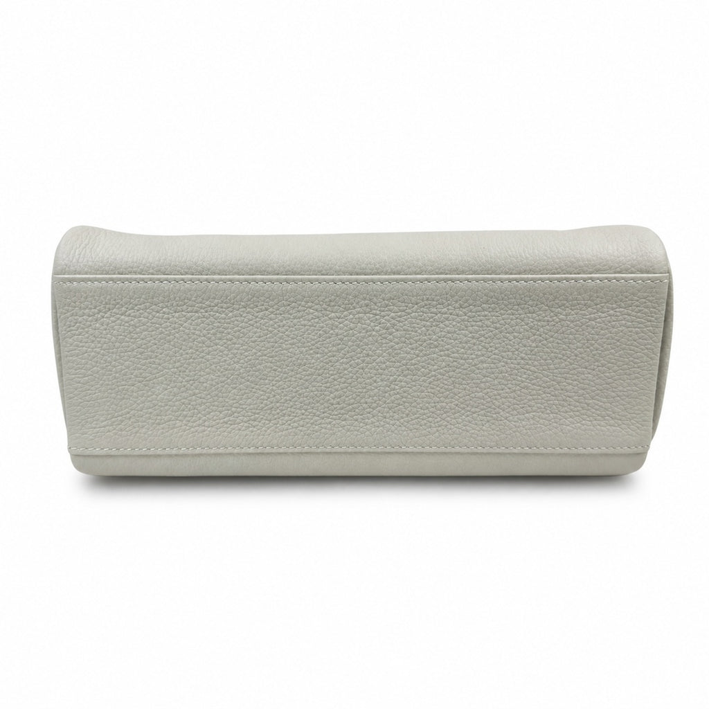 🆕 Available in stock: kelly messenger men's and women's bags, milkshake platinum buckle, imported leather, all-steel hand-waxed thread, the highest cost-effectiveness on the Internet. The classic comb