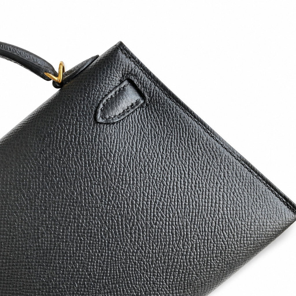 Second generation Mini Kelly 19cm Epsom leather black gold buckle