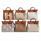 Hermers' popular herbag 31cm is designed to be inspired by saddle bags. The body of the bag is made of canvas, and the inseam, shoulder straps and handle are made of leather. The appearance is very si