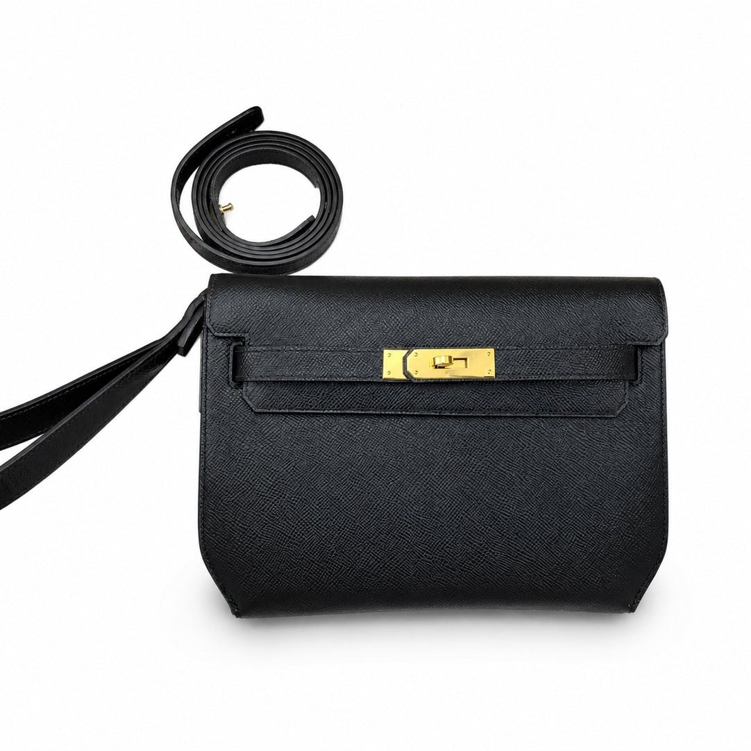 Kelly Depeches 25cm Epsom Leather 89 Black Gold Buckle The most in-class men's handbag Depeches25 This leather is really the best. When paired with a shoulder strap, it instantly transforms into an un