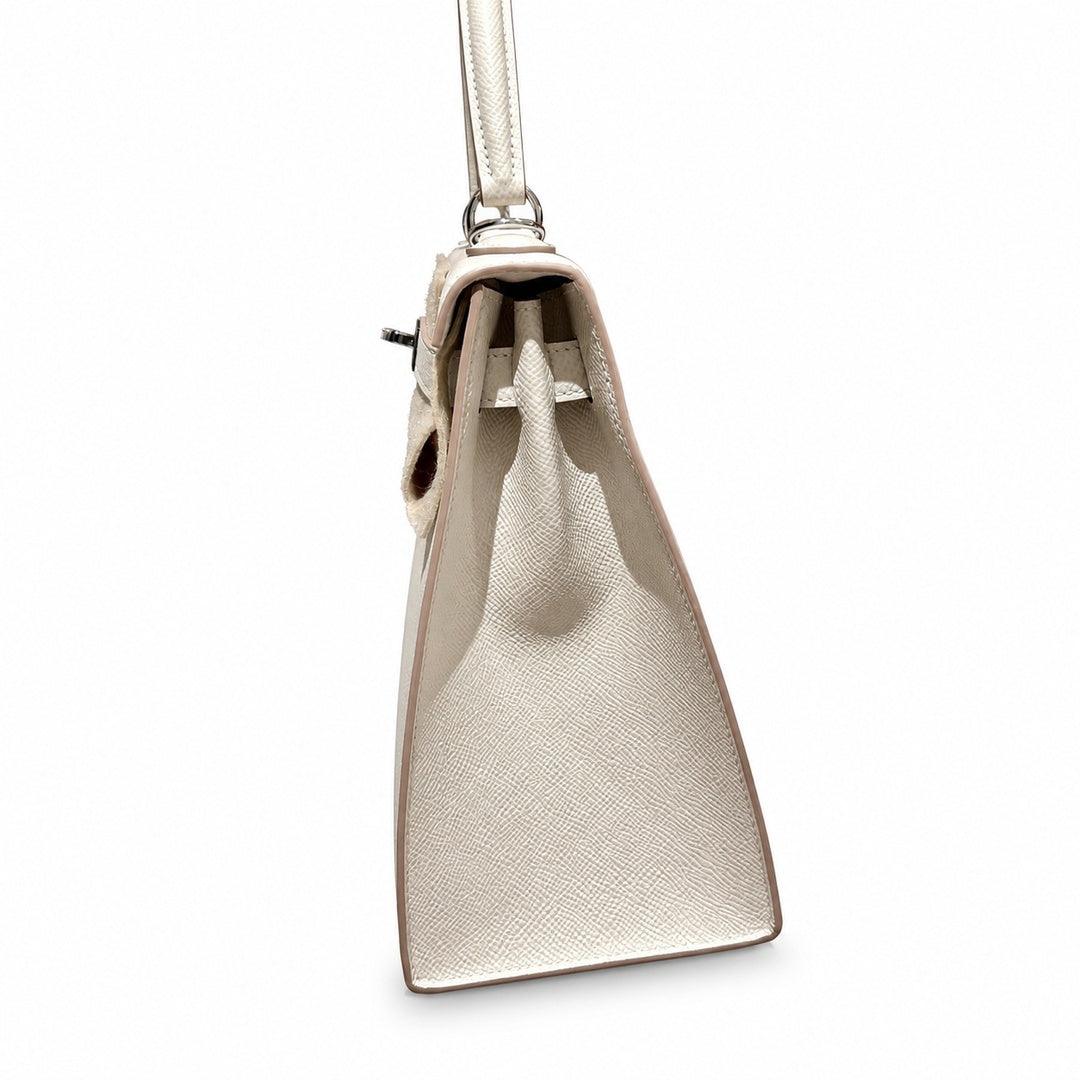 kelly28cm, ck10/Craie, Epsom, sliver, all handmade‼ ️Kelly 28cm, milkshake white, palm print, silver buckle, high-end handmade exclusive customization‼ ️Purely hand-made nails, hand-engraved hardware,