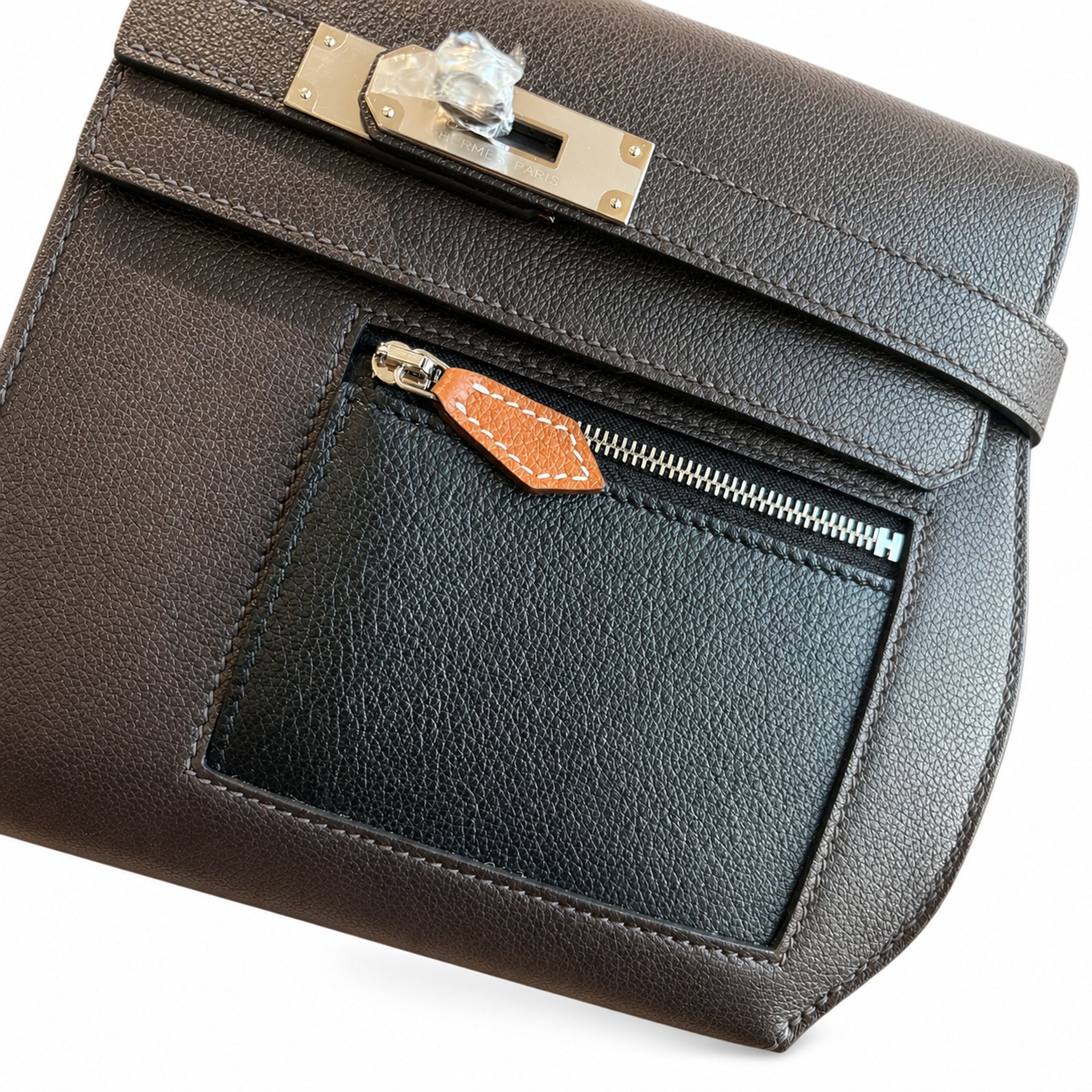 Kelly Depeches 25 clutch, Evercolor leather (with additional shoulder strap), can be worn cross-body, can be carried by hand or on the wrist, daily needs, seamless switch between business/leisure - ce