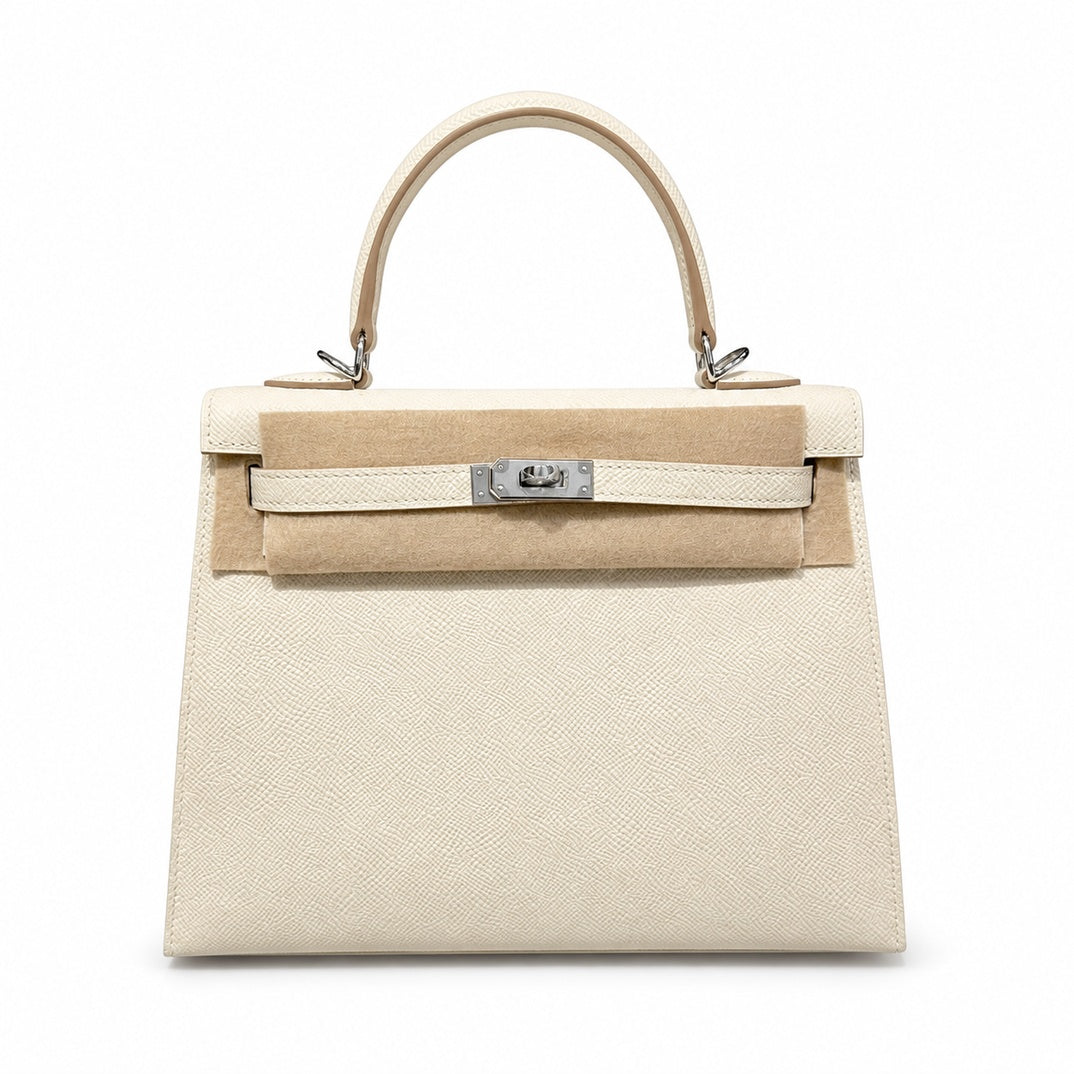 kelly25cm, i2/Nata, Epsom, sliver, all handmade‼ ️Kelly 25cm, cream white, palm print, silver buckle, high-end handmade exclusive customization‼ ️Purely hand-made nails, hand-engraved hardware, fine s