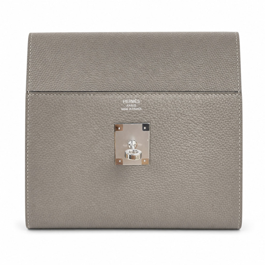 🆕 In stock Kelly Messenger messenger bag for men and women, pewter gray silver buckle, imported leather, all-steel hand-waxed thread, the highest cost-effectiveness on the Internet. The classic combin