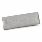 Hermers' popular herbag 31cm is designed to be inspired by saddle bags. The body of the bag is made of canvas and has outer seams. The shoulder straps and handbags are made of leather and look similar