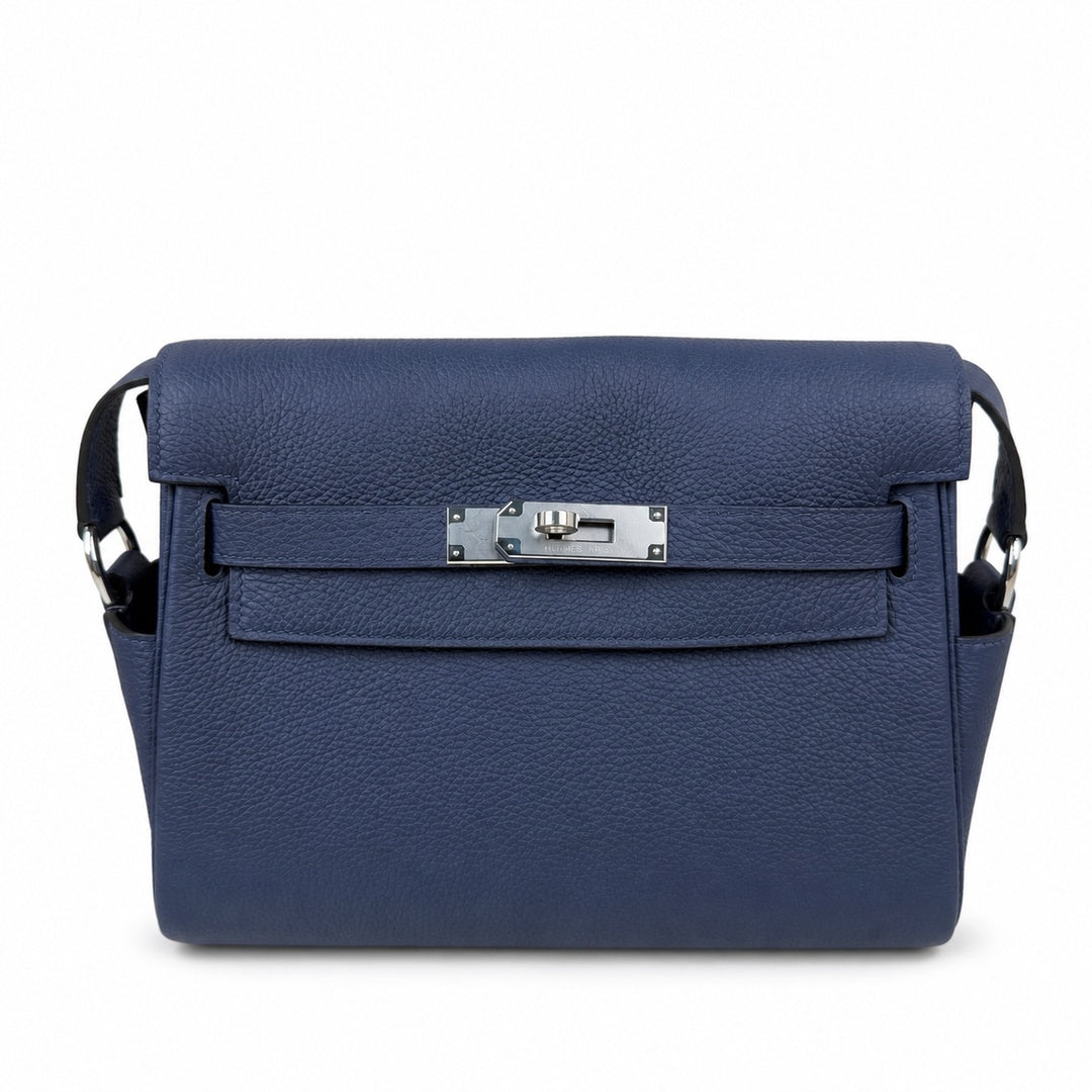 🆕 In stock Kelly Messenger messenger bag for men and women, sapphire blue silver buckle, imported leather, all-steel hand-waxed thread, the best value for money on the Internet. The classic combinatio
